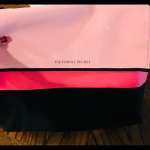 Victoria’s Secret cooler bag